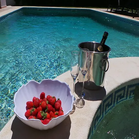 Villa Exceptional With Swimming Pool *