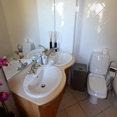 Villa Exceptional With Swimming Pool *